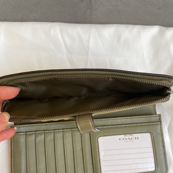 Coach skinny wallet - Picture 4 of 16